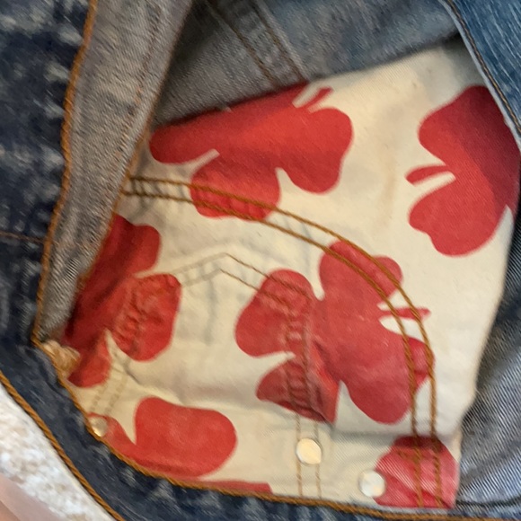 Lucky Brand Classic Fit Jeans - Picture 10 of 10